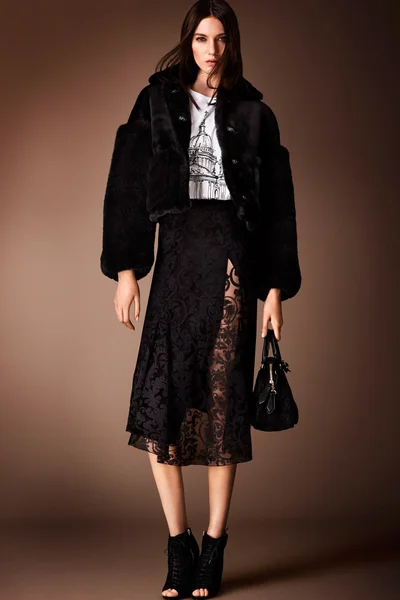 Look 10